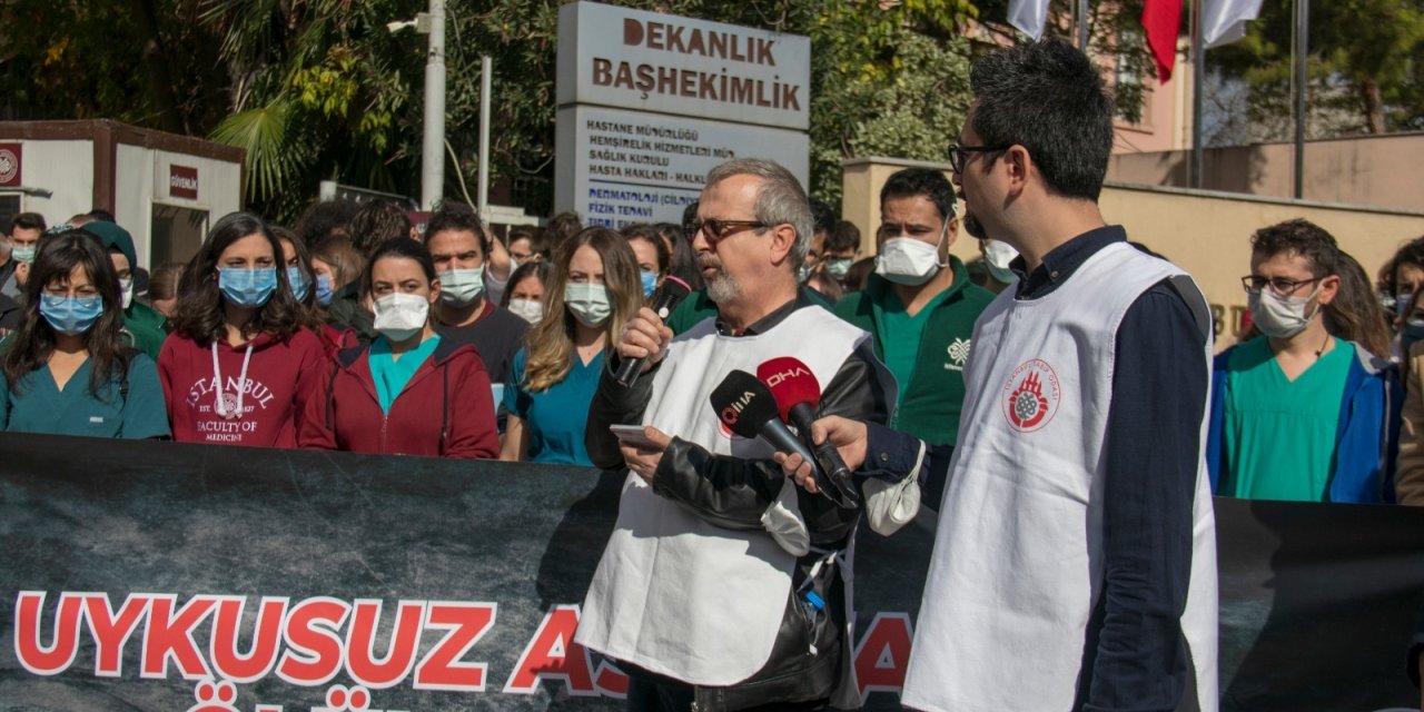 ASİSTAN HEKİMLER İSYANDA: "BİR ARKADAŞIMIZI DAHA KAYBETMEYE TAHAMMÜLÜMÜZ YOK"