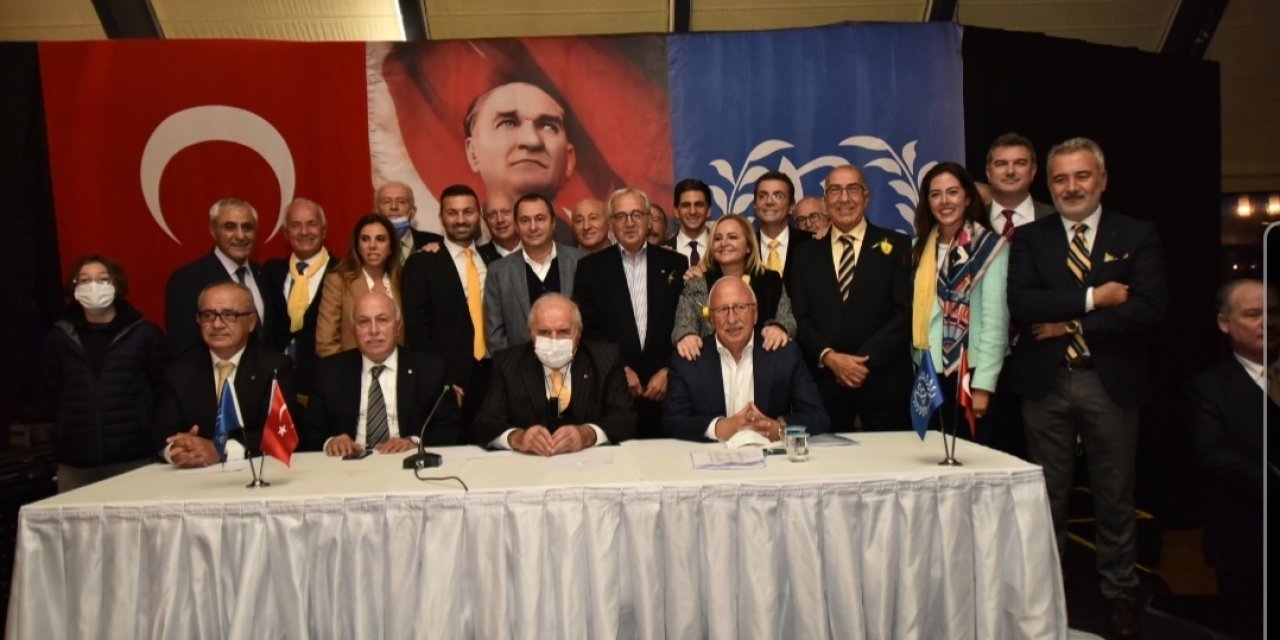 BÜYÜK KULÜP'TE GÜNDÜZ KAPTANOĞLU YENİDEN BAŞKAN SEÇİLDİ