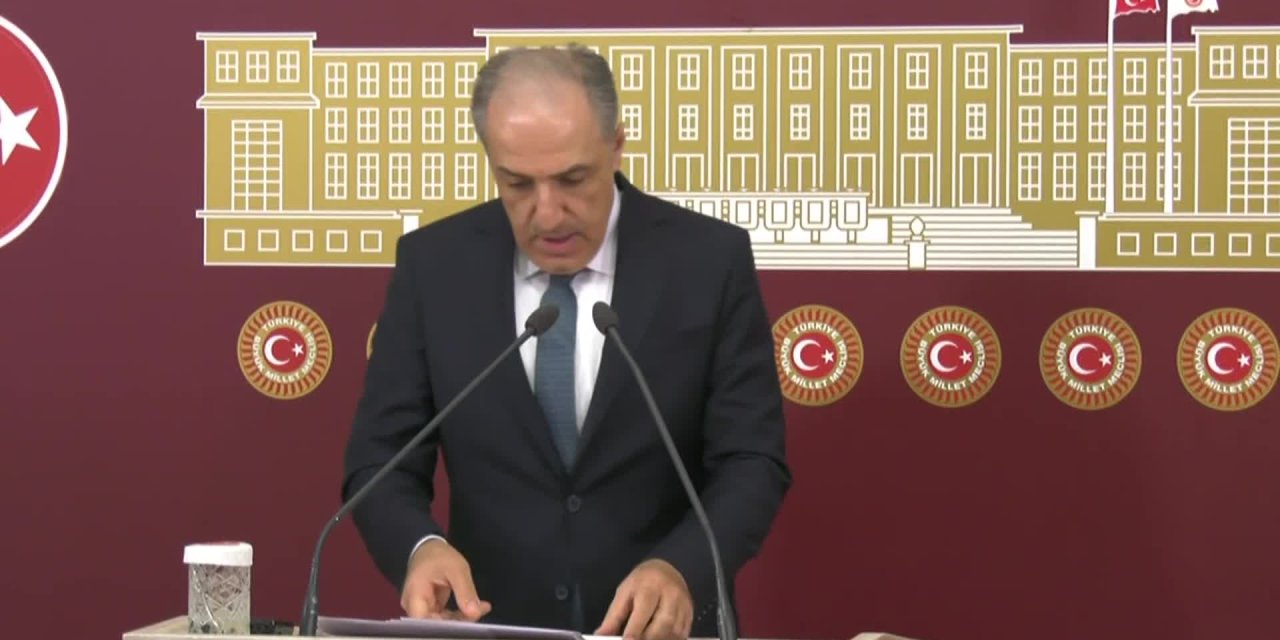 YENEROĞLU: “BAHÇELİ, ANAYASA MAHKEMESİ’Nİ ALENEN AŞAĞILAYARAK SUÇİŞLEMEKTE, SAVCILARIN GÖREVLERİNİ YAPMALARI GEREKİYOR”