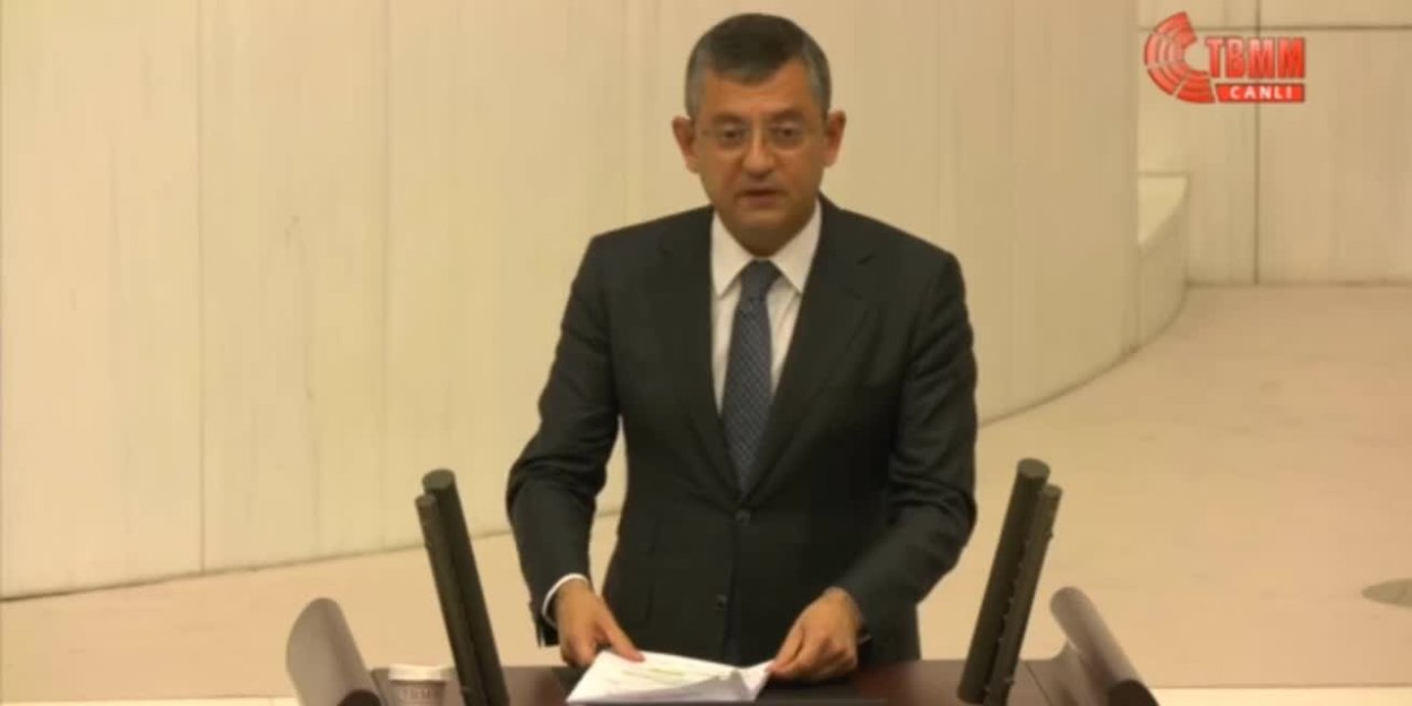 ÖZGÜR ÖZEL: “ÇOCUKLARI İÇİN ÇÜRÜK RAPORLARINI TERCİH EDİP BAŞKASININ EVLADININ ŞEHADETİÜZERİNDEN SİYASET KURANLARA CHP’NİN CEVABI ‘HAYIR’DIR”