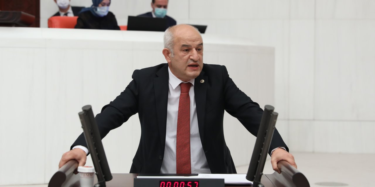 CHP’NİN KAMUDA ÇİFT MAAŞ ALINMASININ ENGELLENMESİNİÖNGÖREN KANUN TEKLİFİ REDDEDİLDİ