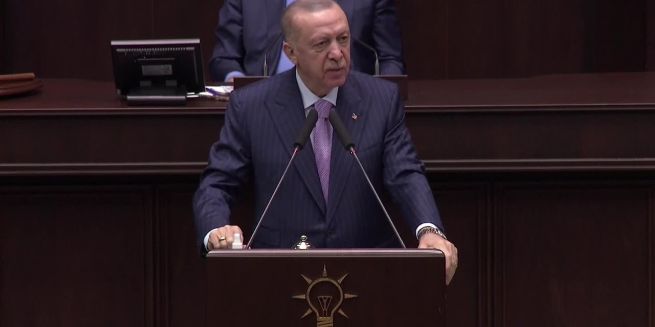 ERDOĞAN’DAN “TEZKERE” AÇIKLAMASI: “HEM DEMOKRASİMİZ HEM MİLLİ GÜVENLİĞİMİZ ADINA NE KADAR HAZİN BİR TABLO”