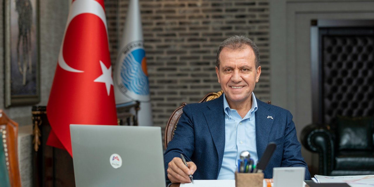 MERSİN BÜYÜKŞEHİR BELEDİYE BAŞKANI SEÇER, CUMHURİYET'İN 98. YIL DÖNÜMÜNÜ KUTLADI