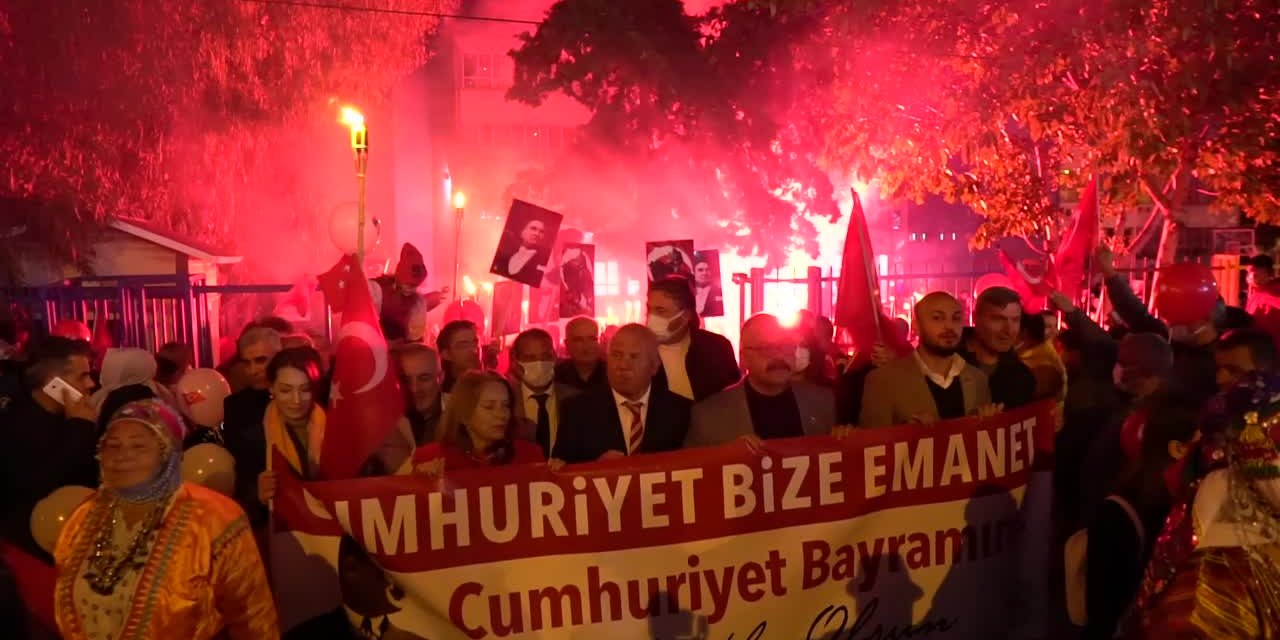 KEMALPAŞALILAR ŞEVVAL SAM KONSERİNDE BULUŞTU