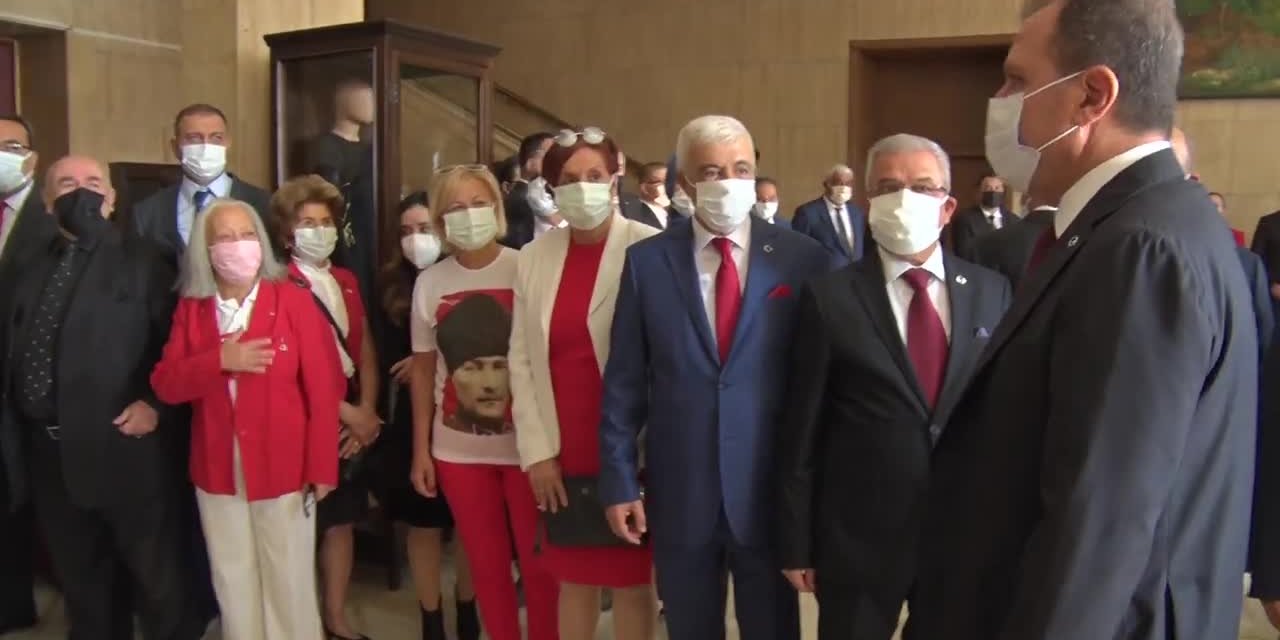 MERSİN’DE COŞKULU CUMHURİYET BAYRAMI KUTLAMASI