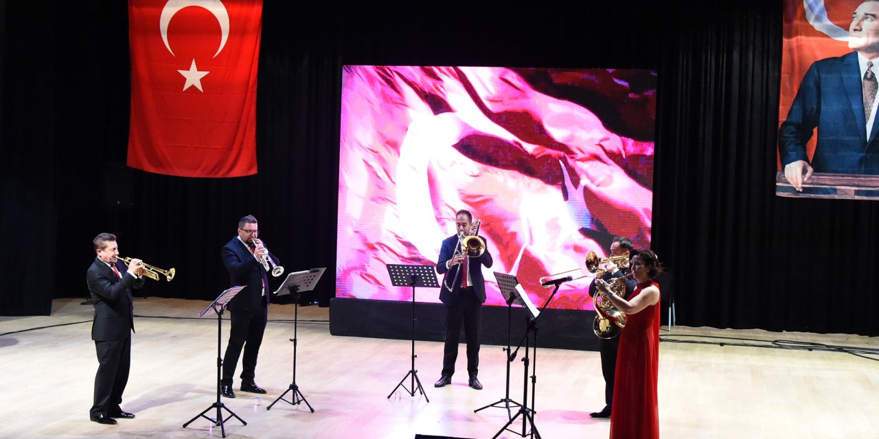 TARSUS'TA CUMHURİYET BAYRAMI DOPDOLU BİR PROGRAMLA KUTLANDI