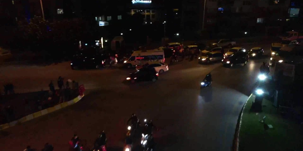 CUMHURİYET COŞKUSU EFELER’İ SARDI