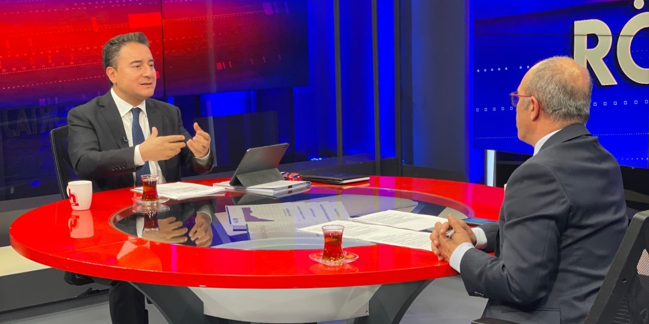 BABACAN: "SAYIN ERDOĞAN'IN SOROS'LA EN AZ 2-3 DEFA YÜZ YÜZE GÖRÜŞMÜŞLÜĞÜ VAR"