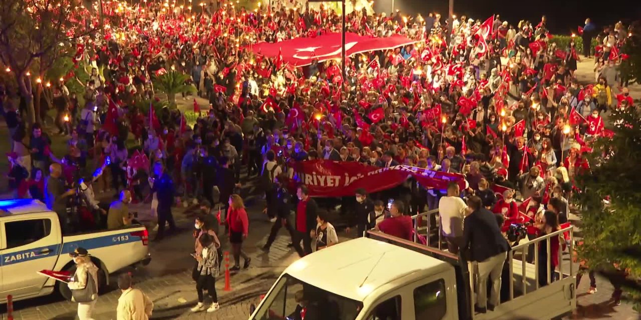 ANTALYA BÜYÜKŞEHİR BELEDİYESİ’NİN CUMHURİYET BAYRAMI KUTLAMALARI KAŞ’TA SONA ERDİ