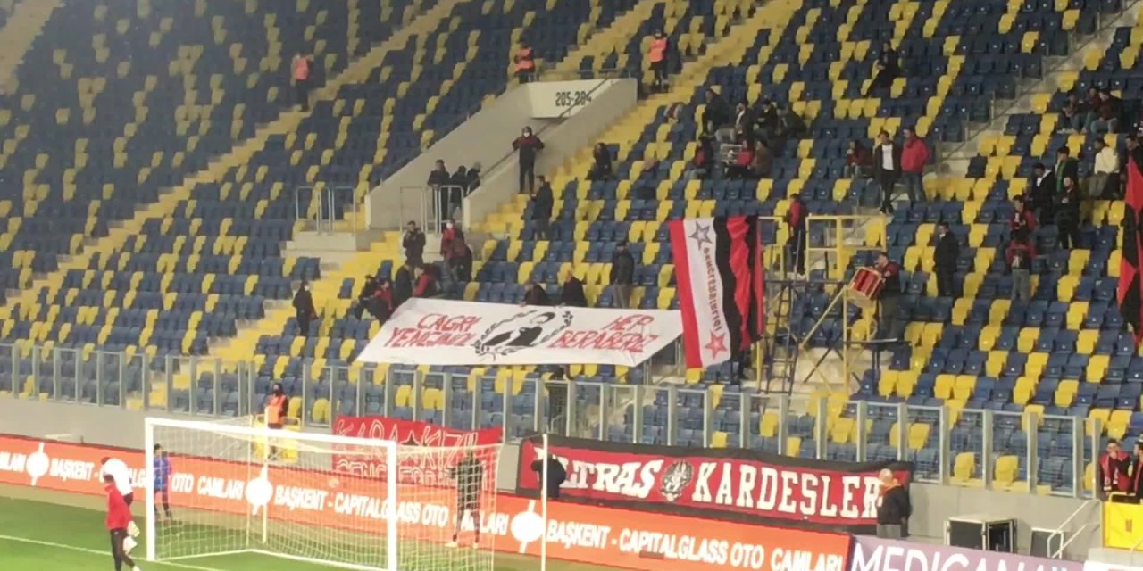 GENÇLERBİRLİĞİ’NDEN TARAFTARLARI YENGİNOL VE GAZETECİ ÖCAL’A VEFA