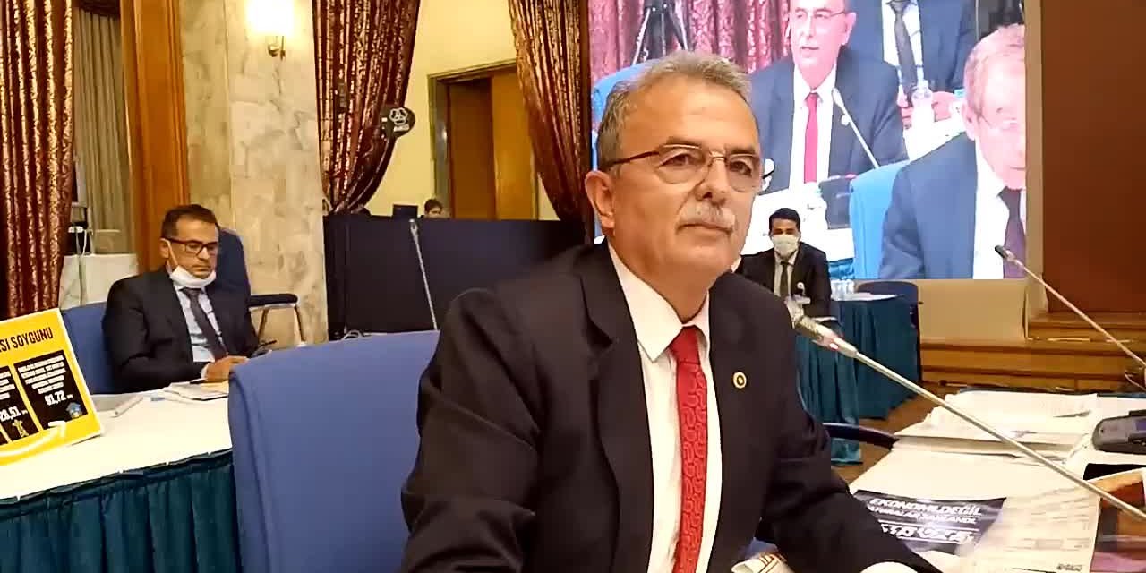 CHP’Lİ GİRGİN, BİR YIL İÇİNDE ALINMIŞ İKİ ELEKTRİK FATURASI GÖSTERDİ: “İKİ FATURA ARASINDA YÜZDE 61 FARK VAR”