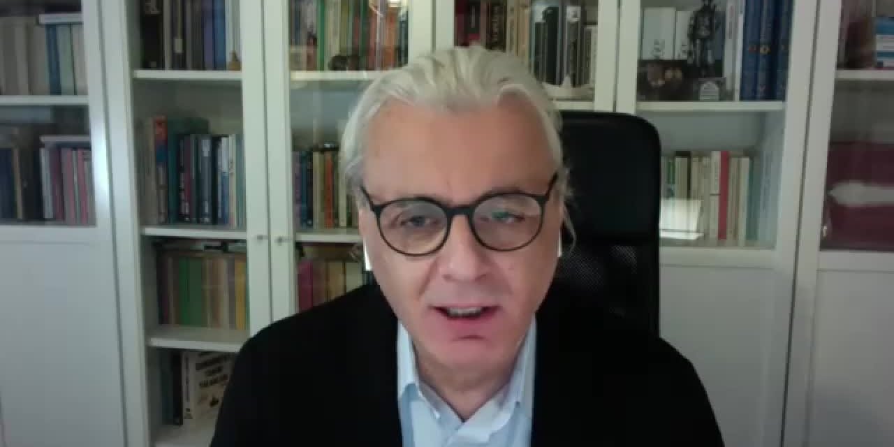 DOÇ. DR. AZİZ ÇELİK: "ASGARİ ÜCRET İÇİN GREV HAK"