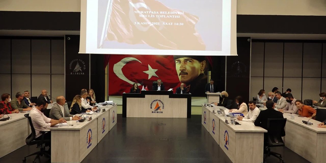 MURATPAŞA BELEDİYE BAŞKANI UYSAL: “30 YIL İHTİYAÇ OLACAK YATIRIMLARI BİR DÖNEME SIĞDIRDIK”