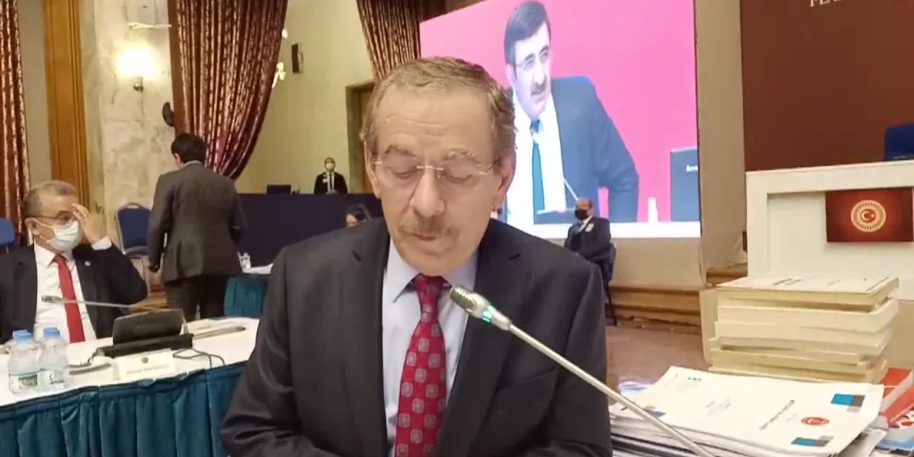 BAKAN VARANK'IN SÖZLERİNE CHP'DEN SERT TEPKİ... BÜTÇESİ PROTESTO EDİLDİ