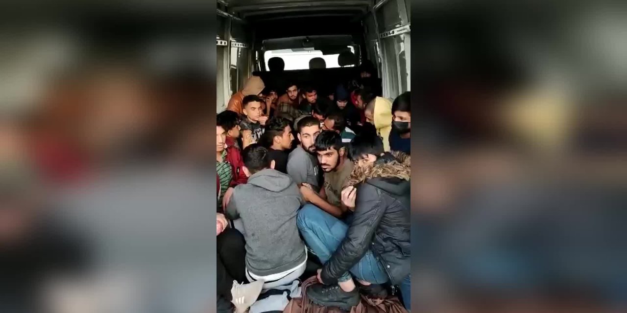 99 GÖÇMENİN UMUT YOLCULUĞU AFYONKARAHİSAR’DA SONA ERDİ