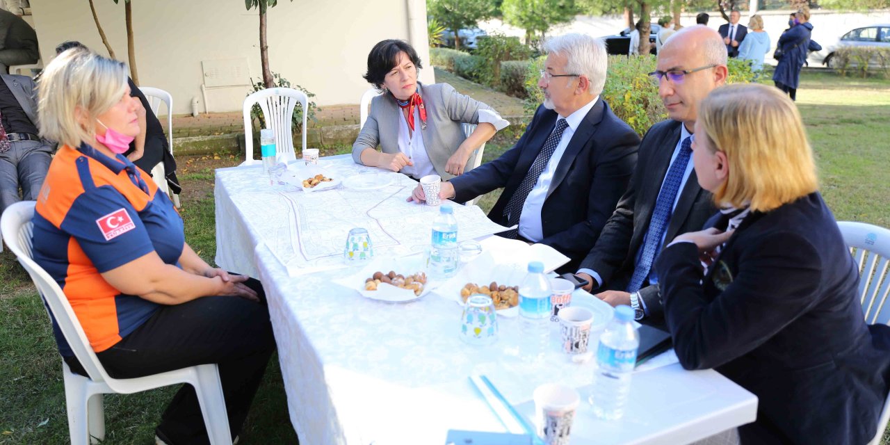 NİLÜFER BELEDİYE BAŞKANI ERDEM, BARIŞ SAKİNLERİYLE BULUŞTU