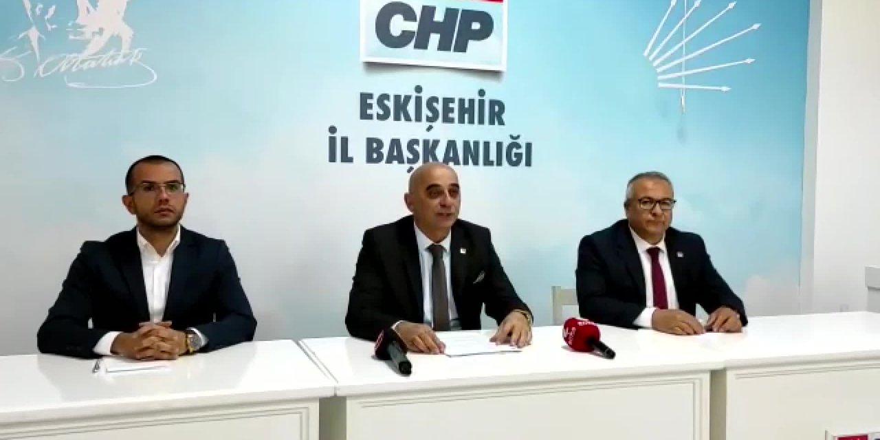 CHP ODUNPAZARI İLÇE BAŞKANI ÇINAR: "AKP MECLİS ÜYELERİNİ ÖZÜR DİLEMEYE DAVET EDİYORUM”