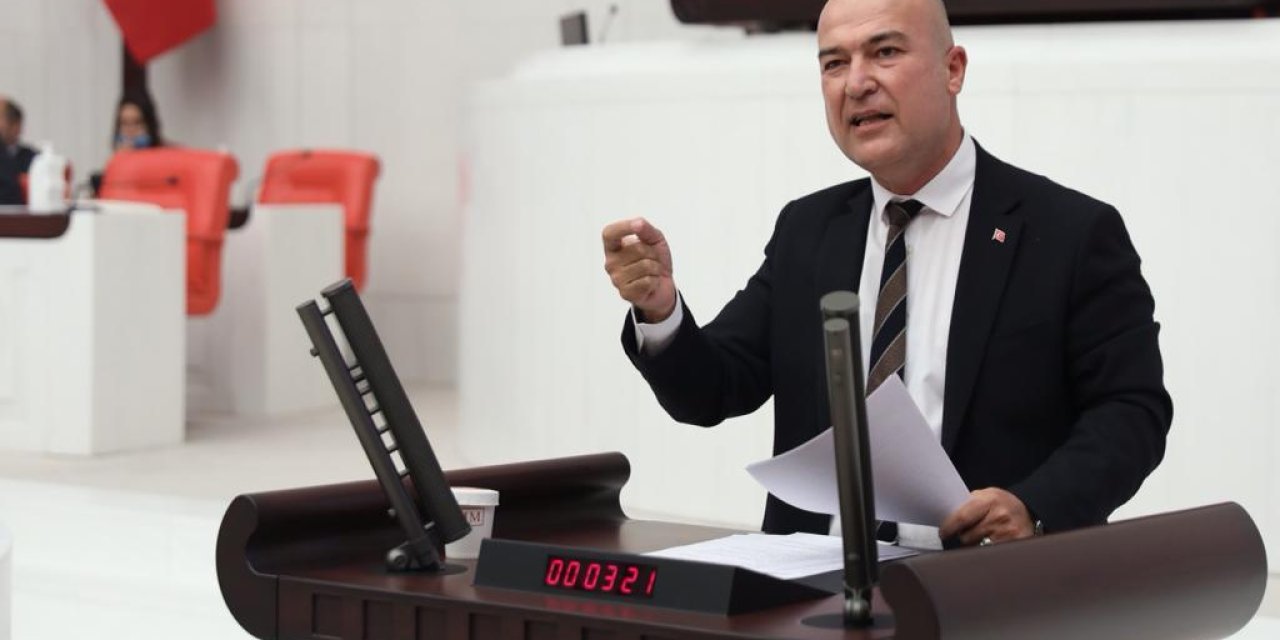 MURAT BAKAN: "KATAR İLE İLİŞKİLER KARANLIK, SULAR BULANIK"