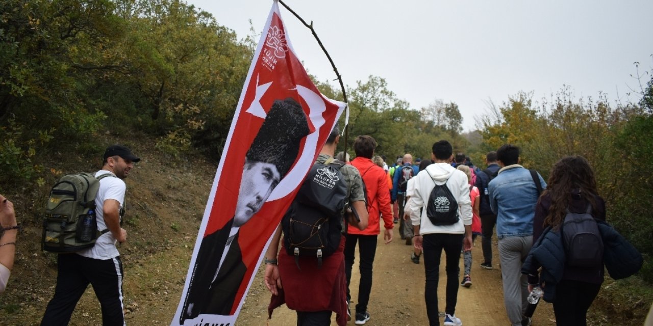 NİLÜFER BELEDİYESİ 'ATATÜRK'Ü ANMA YÜRÜYÜŞÜ' DÜZENLEDİ