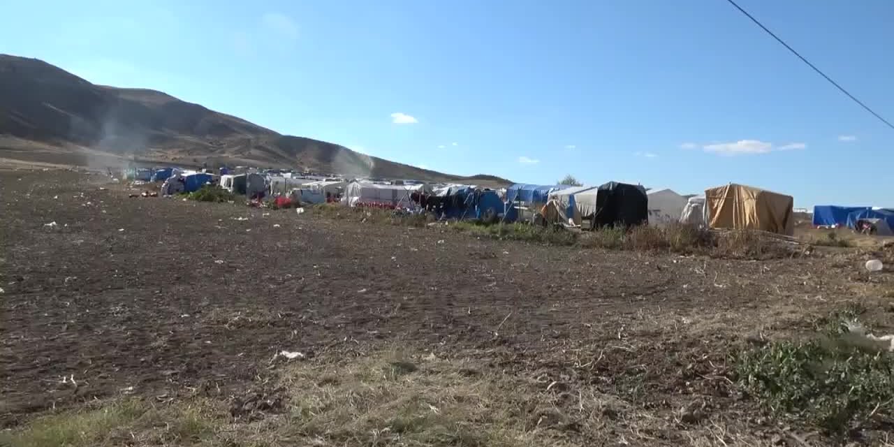 GENÇ TARIM İŞÇİSİ HASRET: "HAYALİM POLİSLİK AMA BU HAYAT YÜZÜNDEN OKUYAMIYORUZ"