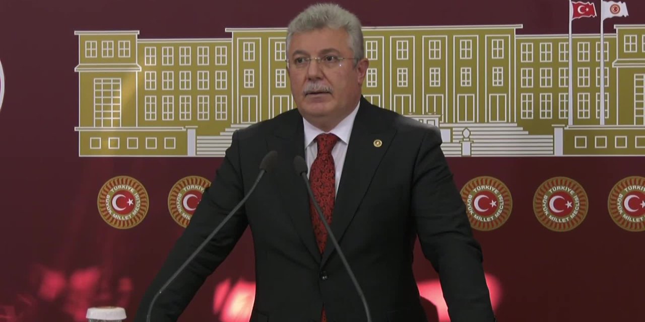 AKBAŞOĞLU: "LÜTFÜ TÜRKKAN MİLLETVEKİLLİĞİNDEN İSTİFA ETMELİDİR"
