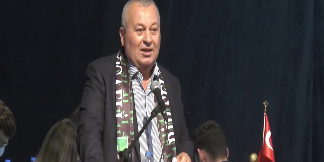 CEMAL ENGİNYURT'TAN AKP'Lİ YAVUZ'A: "ATATÜRK'E KAFİR DEDİNİZ YA SADECE BUNDAN DOLAYI BİLE SANDIĞIN DİBİNİ GÖRECEKSİNİZ"