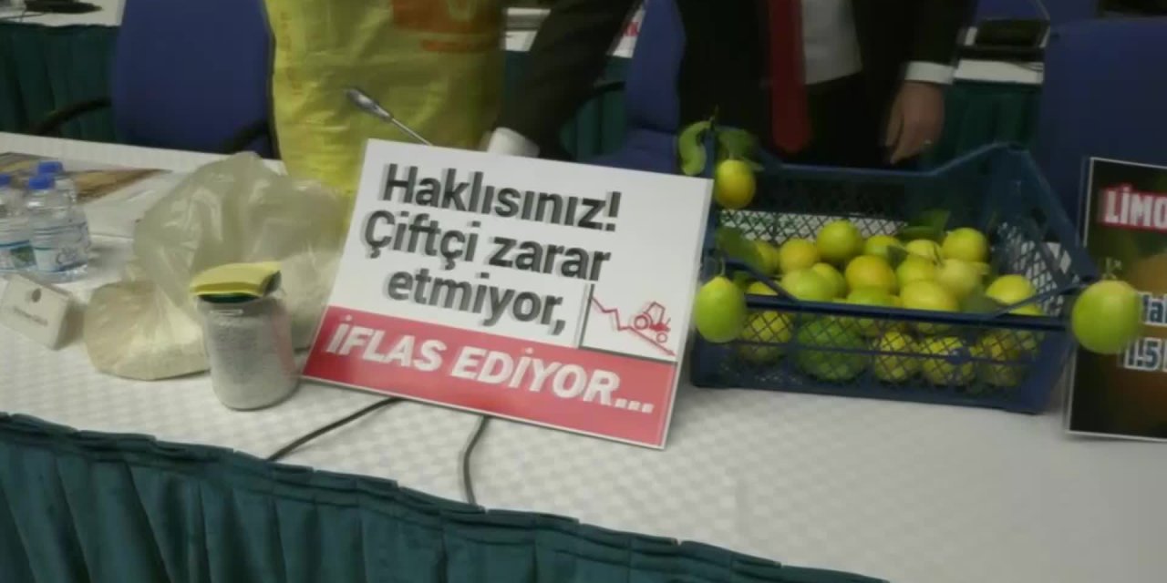TARIM BAKANLIĞI BÜTÇESİ PROTESTOYLA BAŞLADI