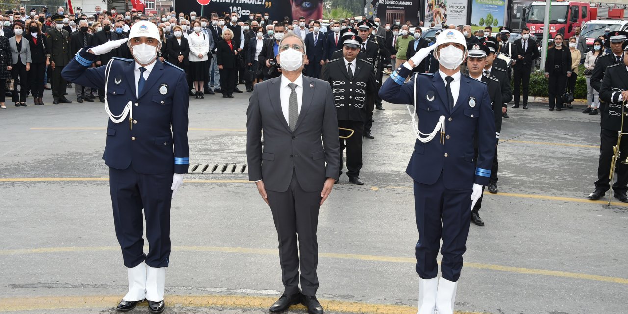 TARSUS'TA 10 KASIM ATATÜRK'Ü ANMA TÖRENİ