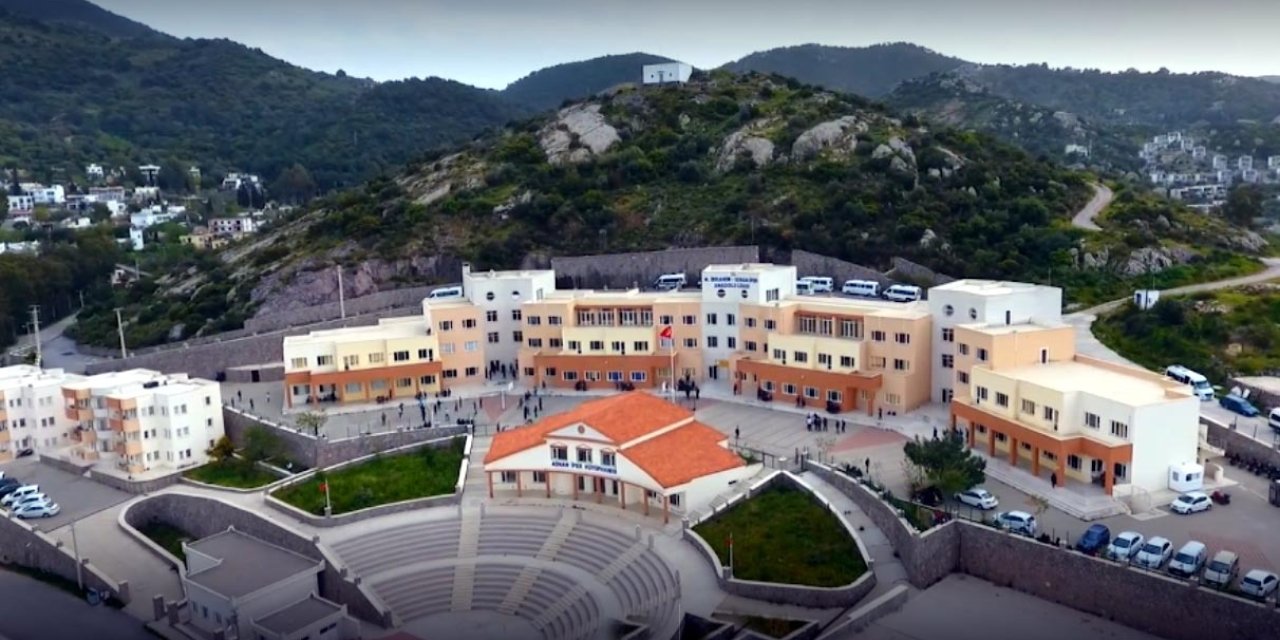 BODRUM’DA BİR LİSEDE 34 ÖĞRENCİ KARANTİNAYA ALINDI