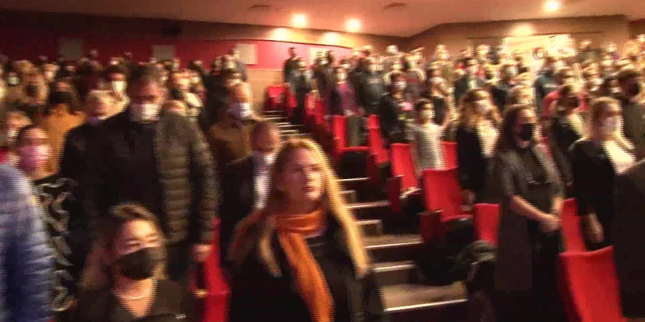 ATA’NIN SEVDİĞİ ŞARKILAR GÜZELBAHÇE’DEN YÜKSELDİ