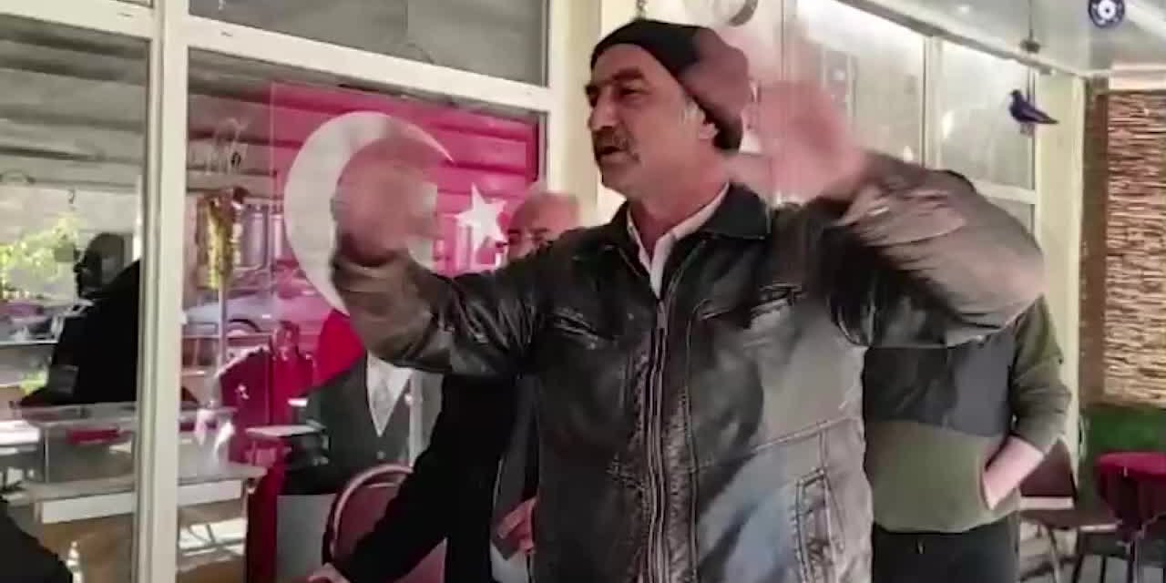 KAYSERİLİ YURTTAŞ: "AK PARTİLİLERİ İŞE ALIYORLAR, MHP'LİLERİ İŞE ALIYORLAR. DİĞER VATANDAŞLARI ALMIYORLAR"