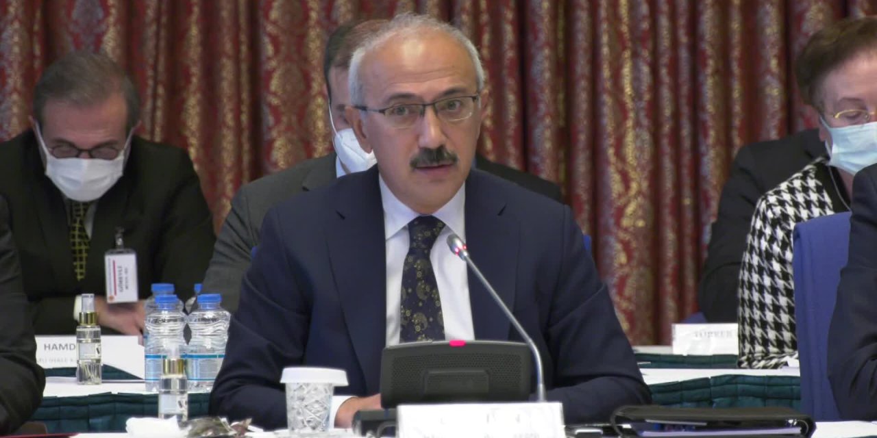 BAKAN ELVAN: "FAİZLERDE VE DÖVİZ KURUNDA YAŞANAN HAREKETLİLİĞİN FARKINDAYIZ"