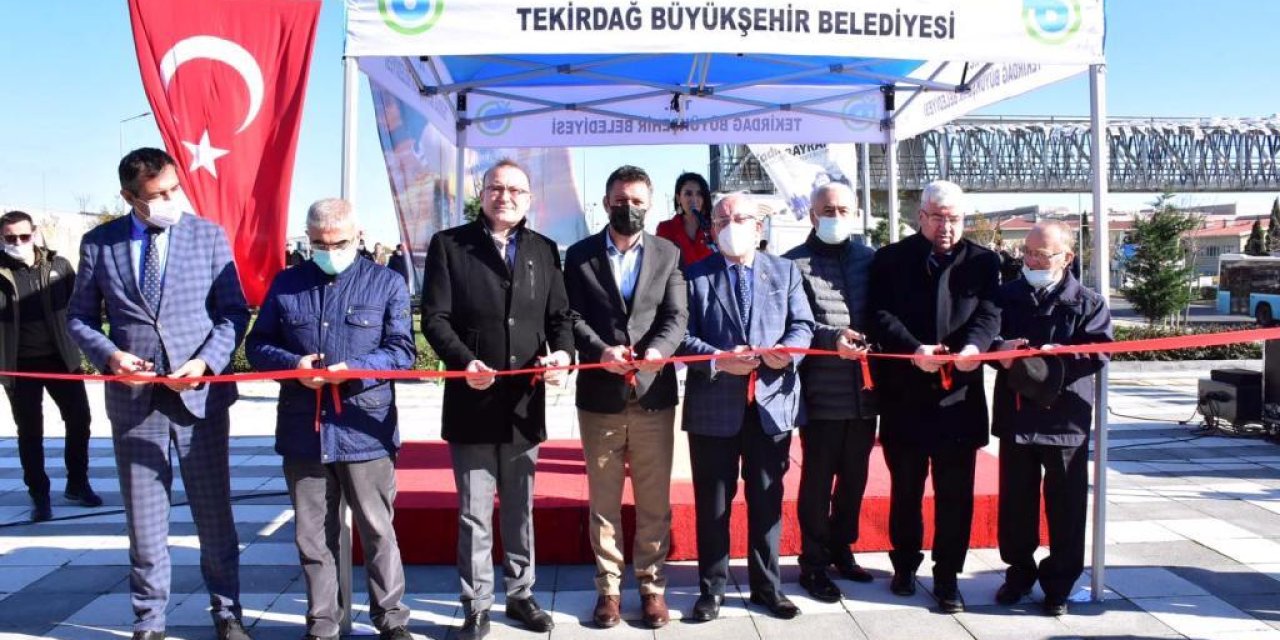 TEKİRDAĞ'DA BÜLENT ECEVİT BULVARI YAYA ÜST GEÇİDİ TÖRENLE HİZMETE AÇILDI