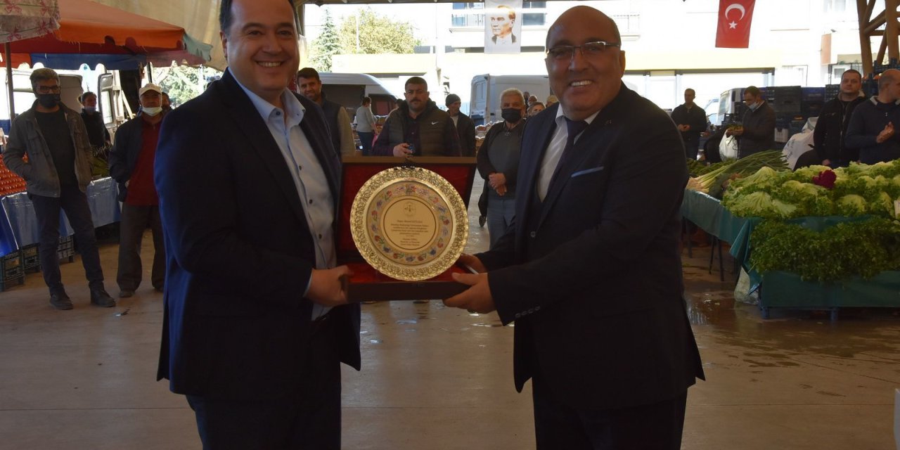 PAZARCILAR AKHİSAR’DA BULUŞTU