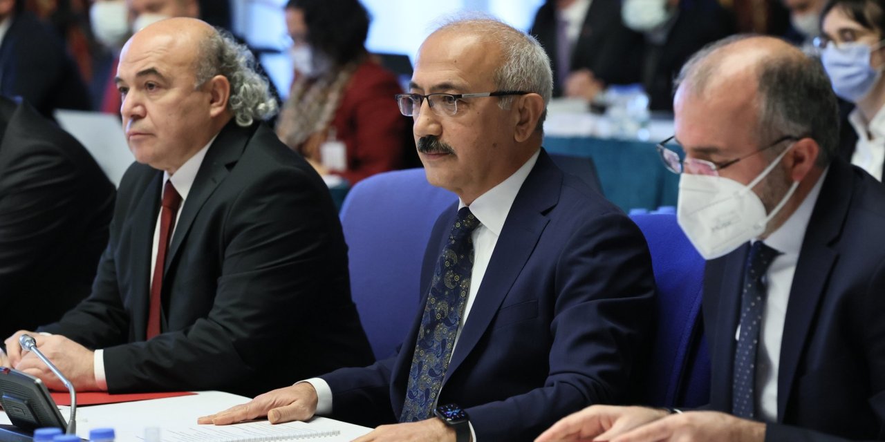 BAKAN ELVAN: 100 LİRAYA MAL OLAN DOĞAL GAZI, 25 LİRAYA VERİYORUZ