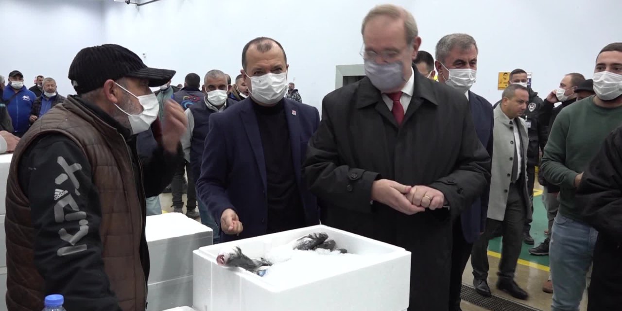 ÖZTRAK’TAN "DOLAR" AÇIKLAMASI: “ERDOĞAN ŞAHSIM REJİMİ BAŞLADIĞINDAN BERİ CEBİMİZİ BOŞALTIYOR”