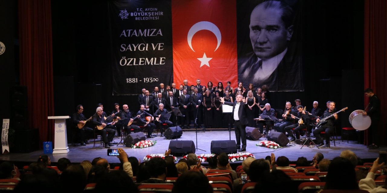 AYDIN BÜYÜKŞEHİR BELEDİYESİ TÜRK HALK MÜZİĞİ KOROSU, ATA’YI TÜRKÜLERLE ANDI