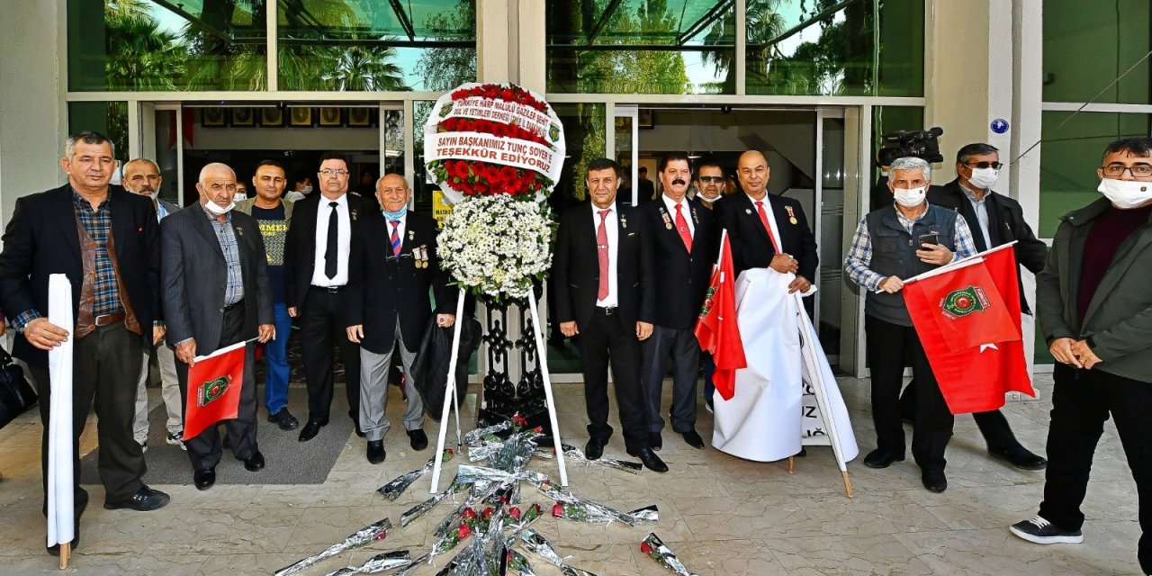 ŞEHİT VE GAZİ YAKINLARINDAN SOYER'E TEŞEKKÜR