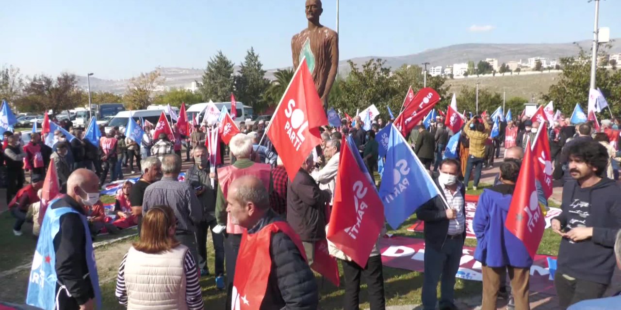 SOL PARTİ'DEN İZMİR'DE "DEVRİMCİ DEMOKRATİK CUMHURİYET" MİTİNGİ