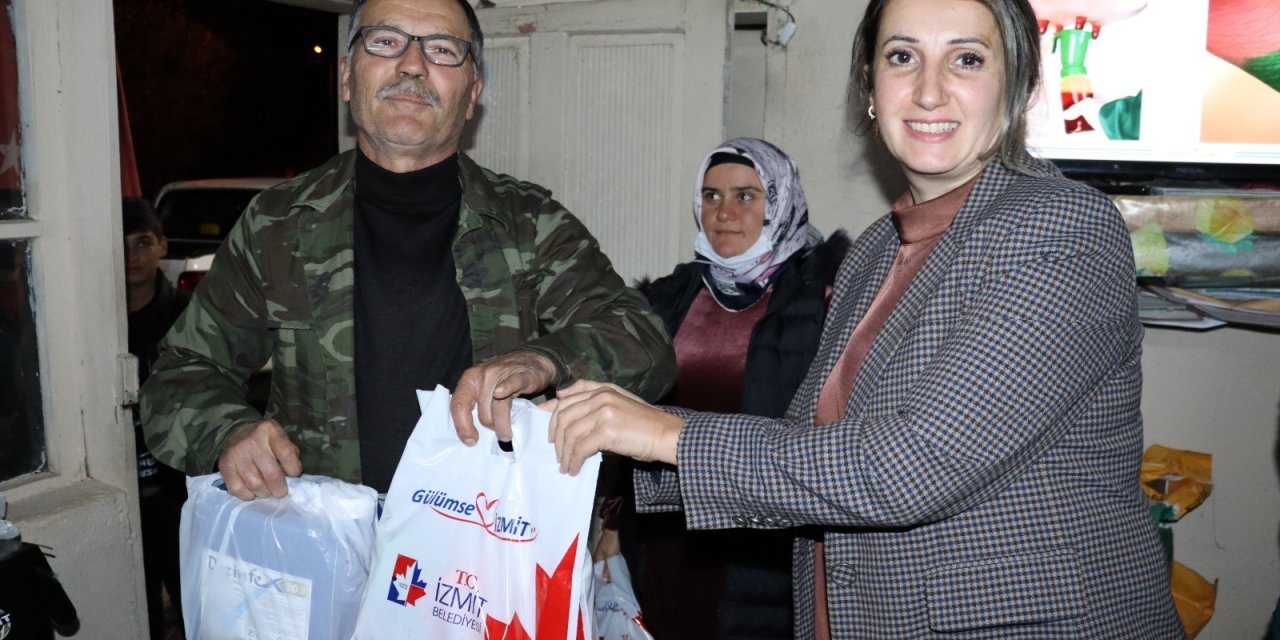 İZMİT'TE SÜT ÜRETİCİLERİNE HİJYEN EĞİTİMİ VERİLDİ