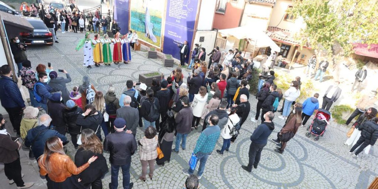 ODUNPAZARI'NDA DOSTOYEVSKİ’NİN 200. DOĞUM YILI KUTLAMALARI DEVAM ETTİ