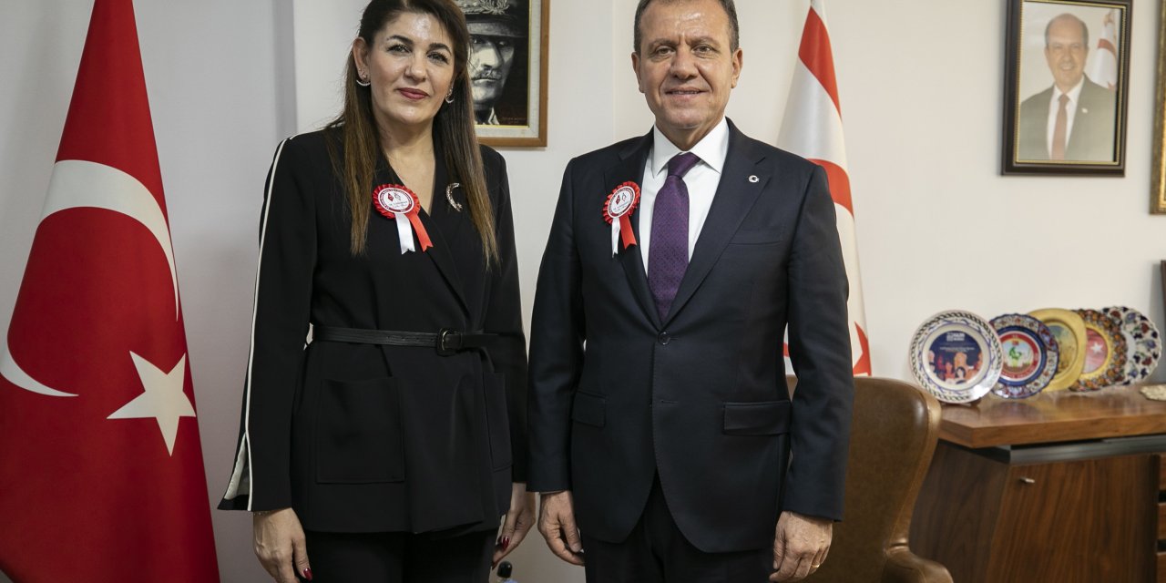 VAHAP SEÇER: “DÜN OLDUĞU GİBİ BUGÜN DE AYNI KARARLILIKLA VE İNANÇLA KKTC’NİN YANINDA OLACAĞIZ”