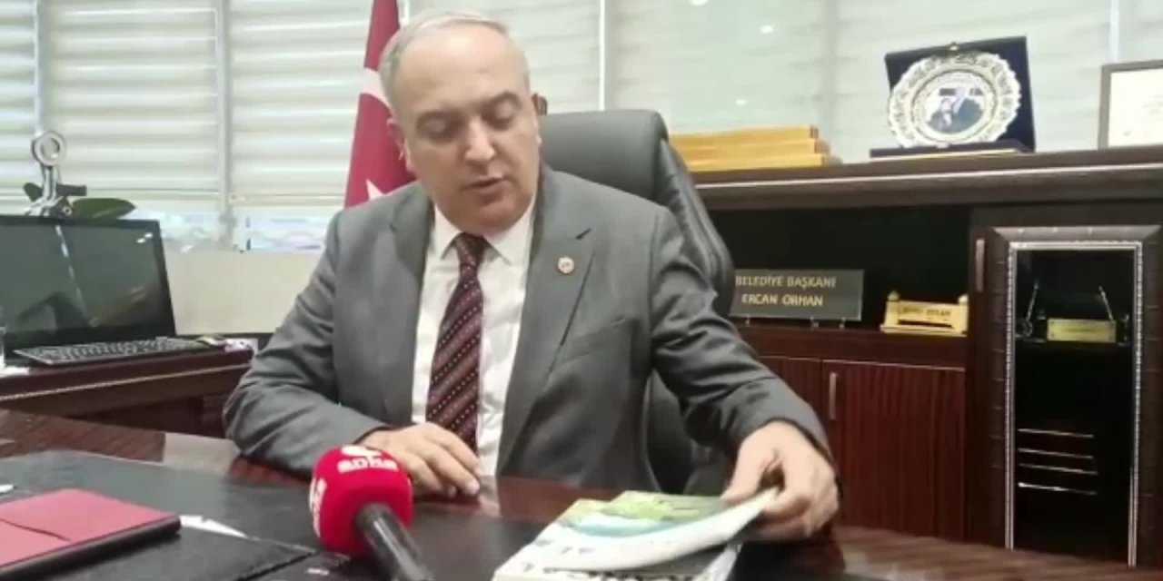 BORÇKA'NIN COĞRAFYA, KÜLTÜR VE TARİH DERGİSİ 'KARÇAL' RAFLARDA YERİNİ ALDI