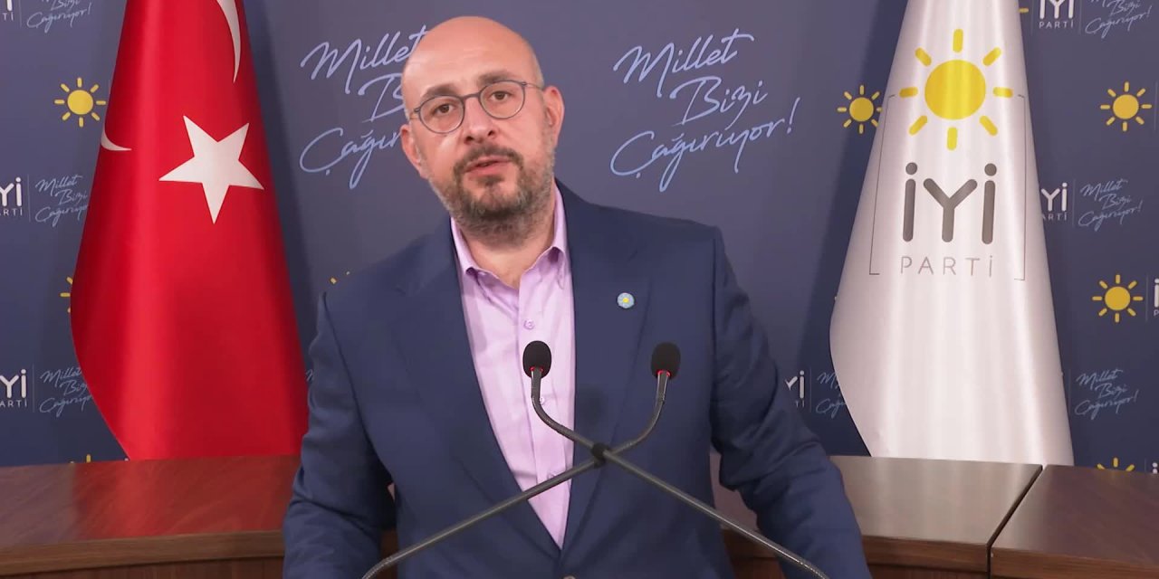 İYİ PARTİLİ POYRAZ'DAN MÜFTÜYE 'SELANİK' TEPKİSİ: "MİLLİ KAHRAMANLARIMIZ ÜZERİNDE ÇİRKİN BİR ALGI OPERASYONU YAPILIYOR"