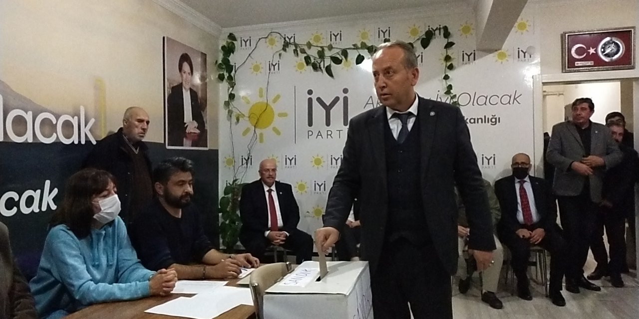 İYİ PARTİ AKSARAY İL BAŞKANLIĞI'NA ÖMER FARUK AĞIR SEÇİLDİ