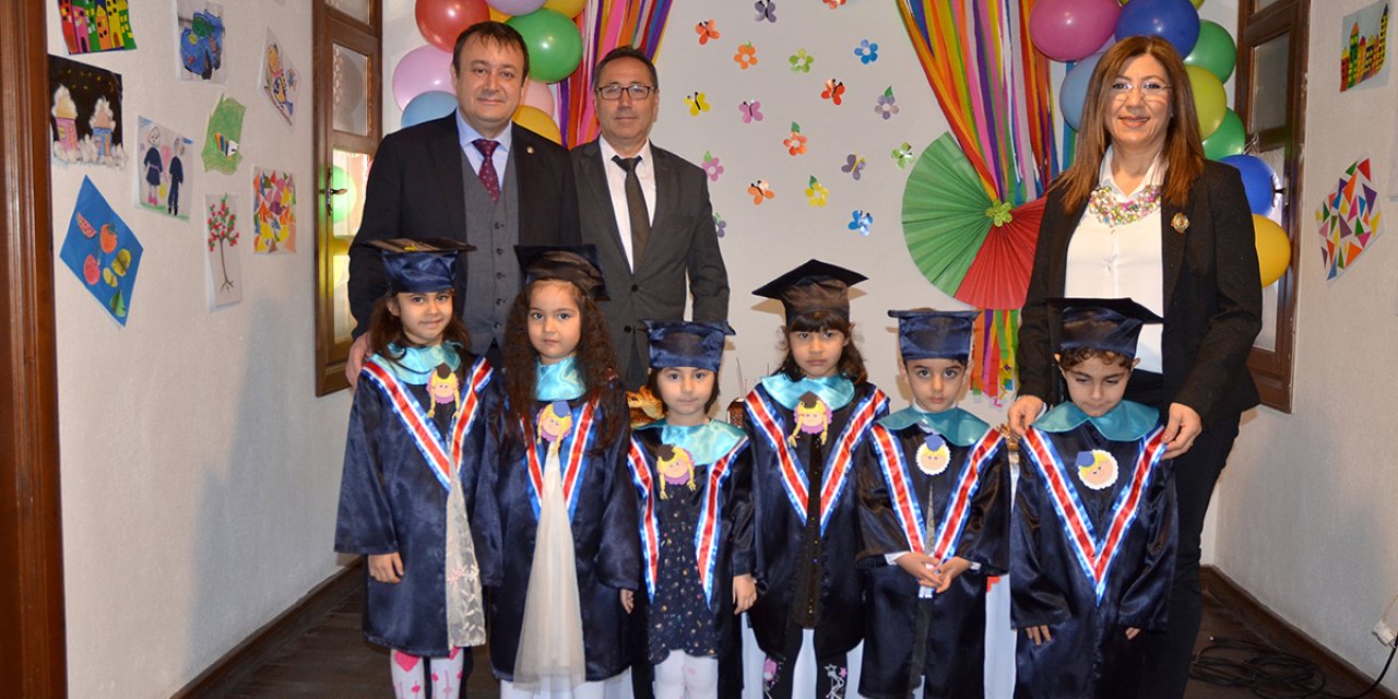 KUŞADASI KADIN DAYANIŞMA MERKEZİ, 2021'İN İLK 10 AYINDA 259 KADINLA GÖRÜŞTÜ