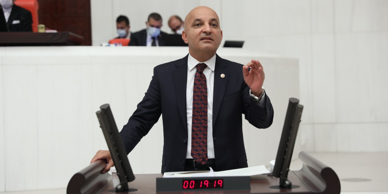 CHP'Lİ POLAT: "65 KİLO ALTINLA GÜMRÜK'TEN ÇIKAN O ZANLIYI İÇERİ SOKAN DAİRE BAŞKANINA NE YAPTIK?"