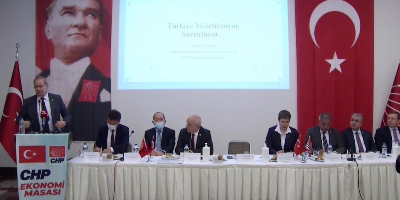 ÖZTRAK’TAN ERDOĞAN’IN “FAİZ” ÇIKIŞINA YORUM: “BİRİ DOĞRU SÖYLÜYOR O DA BAKAN. DİĞERLERİ TALİMATLA HAREKET ETMEK İSTİYOR”