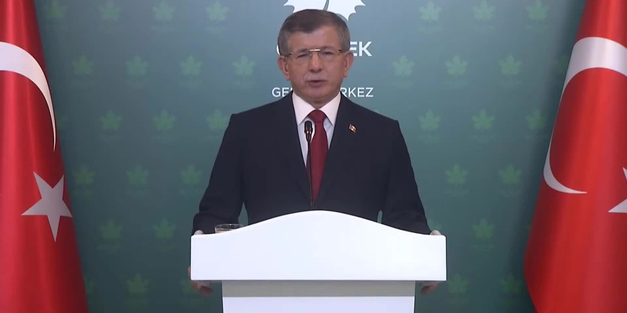 DAVUTOĞLU: "AÇIK BİR HIYANET TABLOSUYLA KARŞI KARŞIYAYIZ"