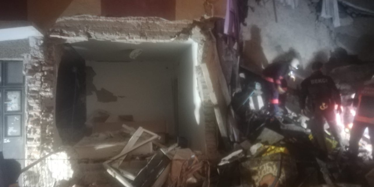 ANKARA KEÇİÖREN'DE BİR APARTMANDA PATLAMA MEYDANA GELDİ